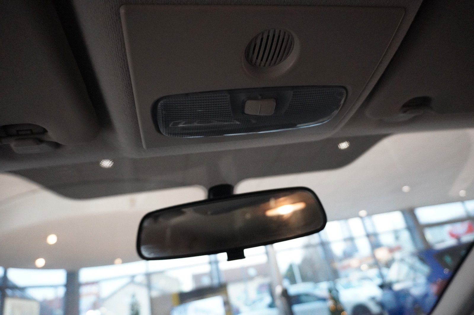 Fahrzeugabbildung Ford Fiesta 1.3 CHAMPIONS EDIT. 3-TÜR KLIMA/SHZ/USB