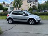 Suzuki SX4 1,9 DDiS *TÜV 01.28*AHK*115tkm*Kamera*Navi - Suzuki SX4 mit Diesel-Antrieb: 2.0