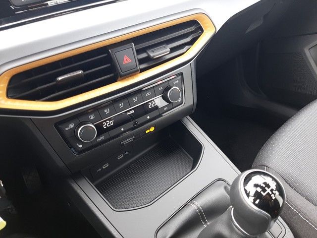 Fahrzeugabbildung Seat Ibiza Style 1.0TSI SHZ LED PDC MFL AppConnect