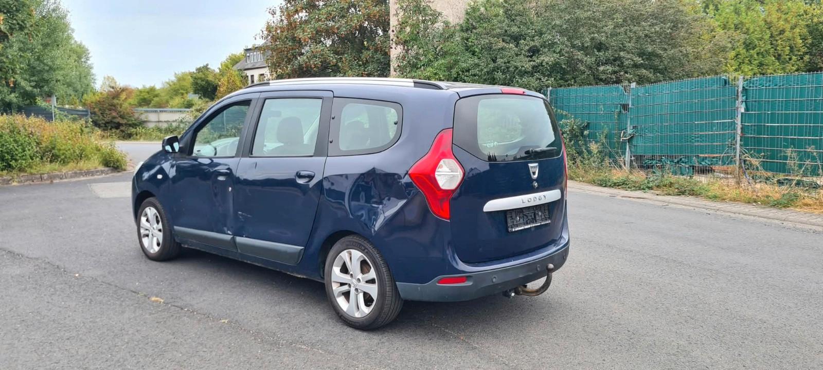 Dacia Lodgy 2015 — photo 7