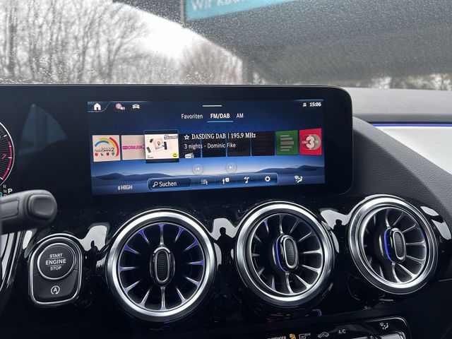 Mercedes-Benz GLA 180