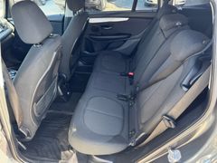 BMW 218d Gran Tourer Autom. *NAVI*