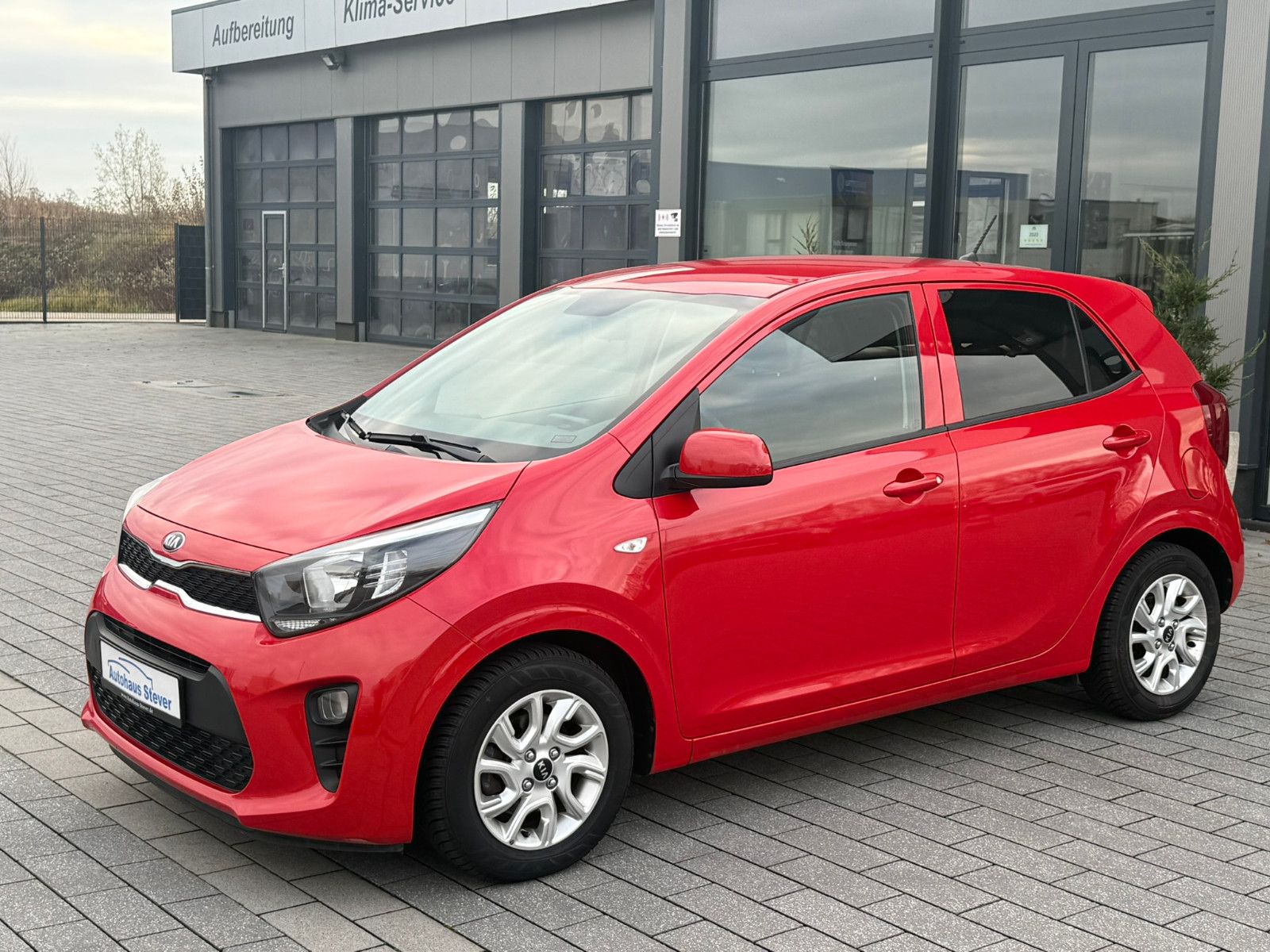 Fahrzeugabbildung Kia Picanto Dream Team KLIMA SITZHEIZUNG ALLWETTER