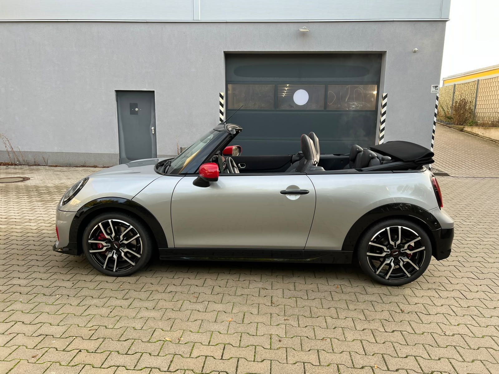 MINI John Cooper Works Cabrio JCW HarmanK/HeadUp/Navi imagem 3