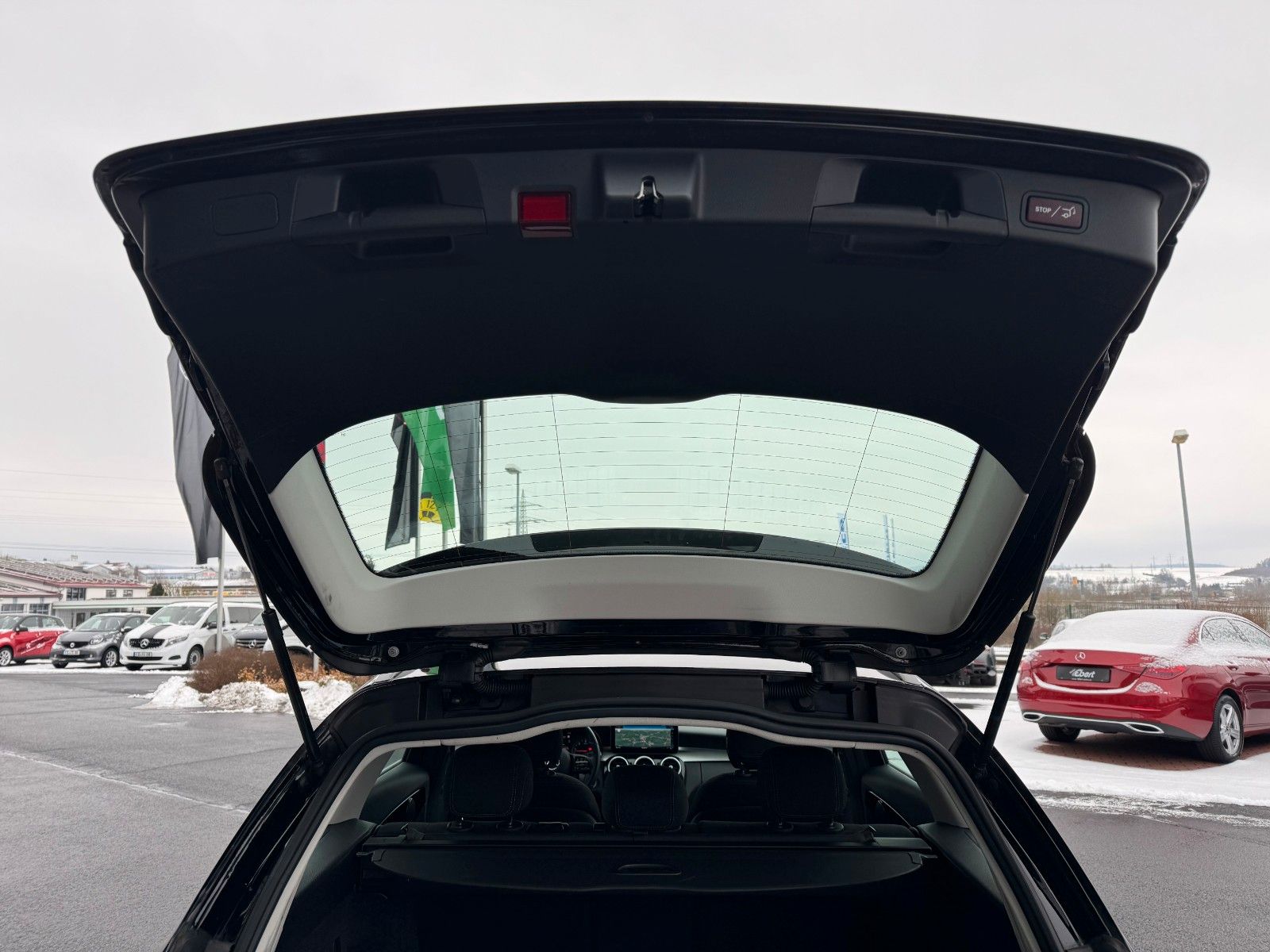 Fahrzeugabbildung Mercedes-Benz C 200d T LED+EasyPack+CarPlay+SHZ+Navi+