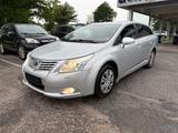 Toyota Avensis 1.8 Stw Man.6 - Toyota Avensis aus 2011: Kombi
