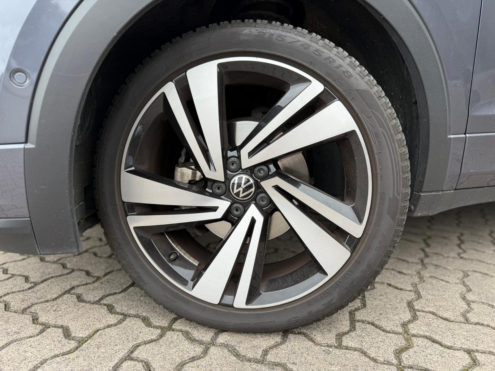 Volkswagen T-Cross 1.5 TSI DSG R-Line NAVI ACC Parklenk.