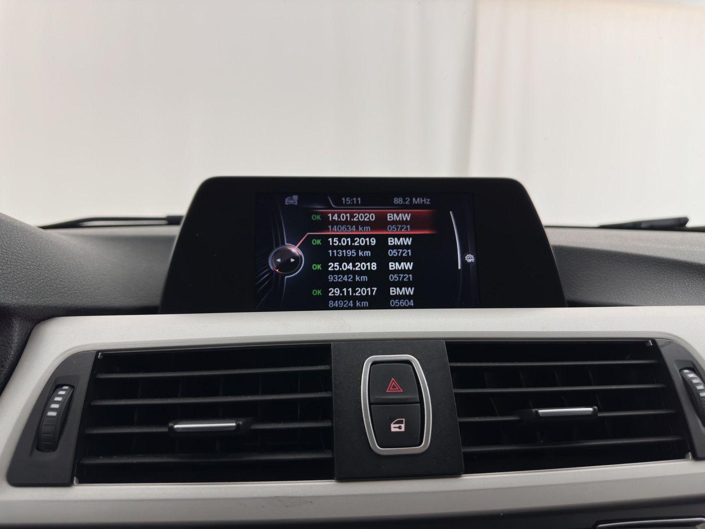 BMW 316 2015 — photo 25