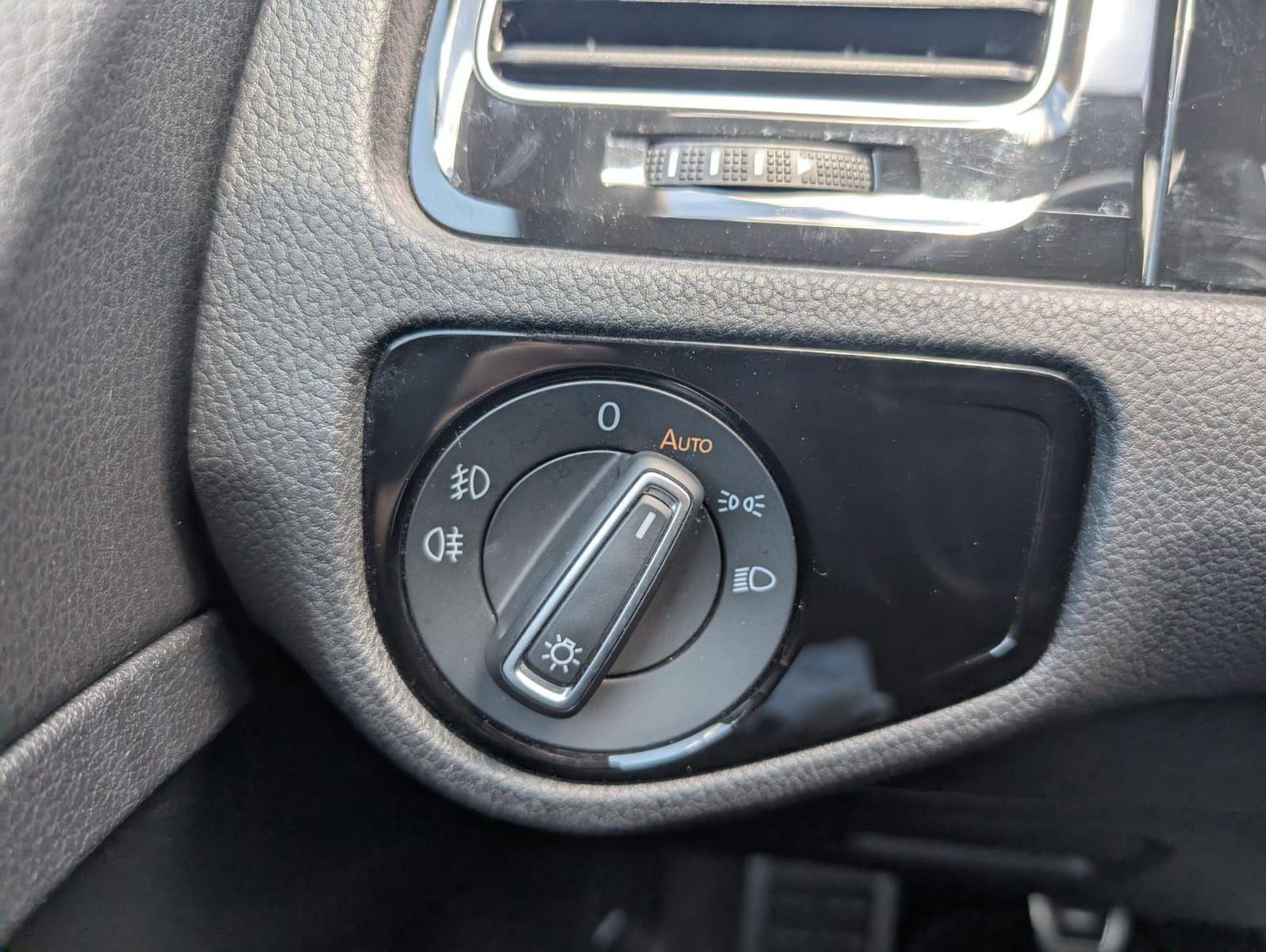Volkswagen Golf 1.5TSI IQ.DRIVE Navi Beh. Front Kamera Totw, миниатюра 22