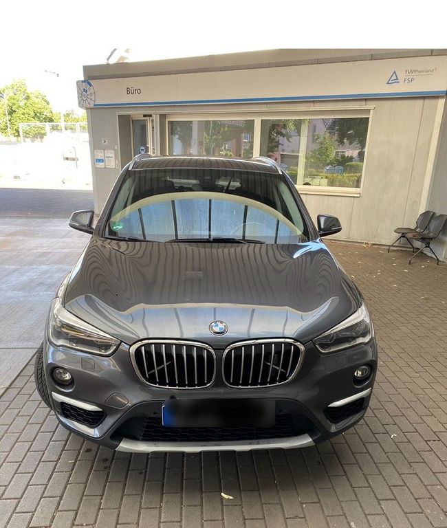 Image of BMW X1