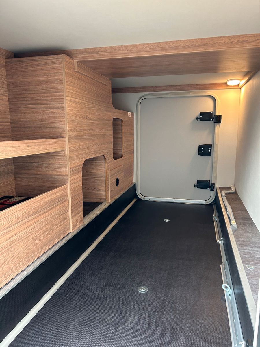 Fahrzeugabbildung Weinsberg CaraSuite EDITION Spicy 650 MEG 2026