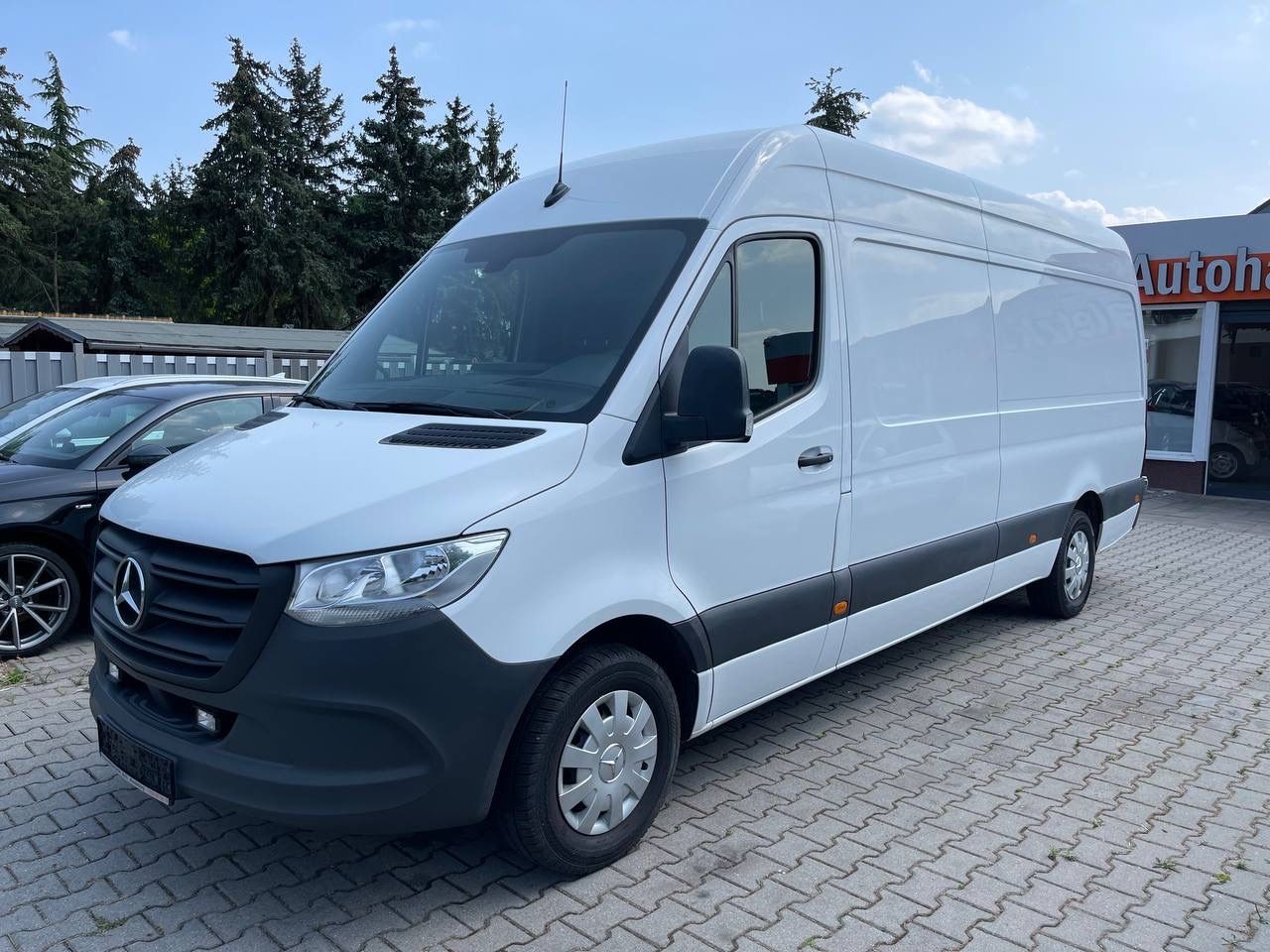 Fahrzeugabbildung Mercedes-Benz Sprinter 317 CDI L3H2 *Klima*Kamera*Tempomat*