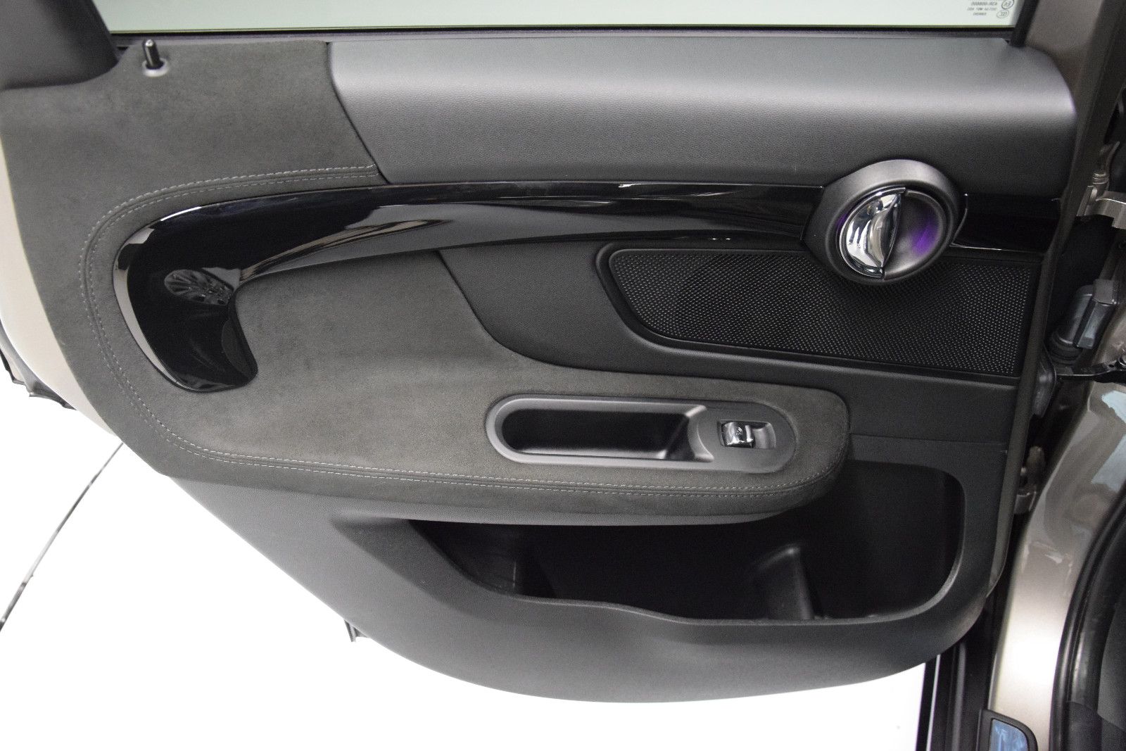 Fahrzeugabbildung MINI Countryman S Pano ACC HuD LED 1.Hand