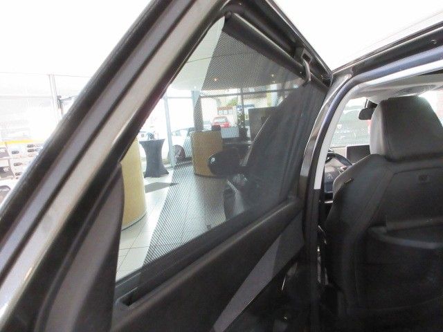 Fahrzeugabbildung Peugeot 5008 Allure 1.5D LED/SHZ/PANO/AHK/LEDER&MASSAGE