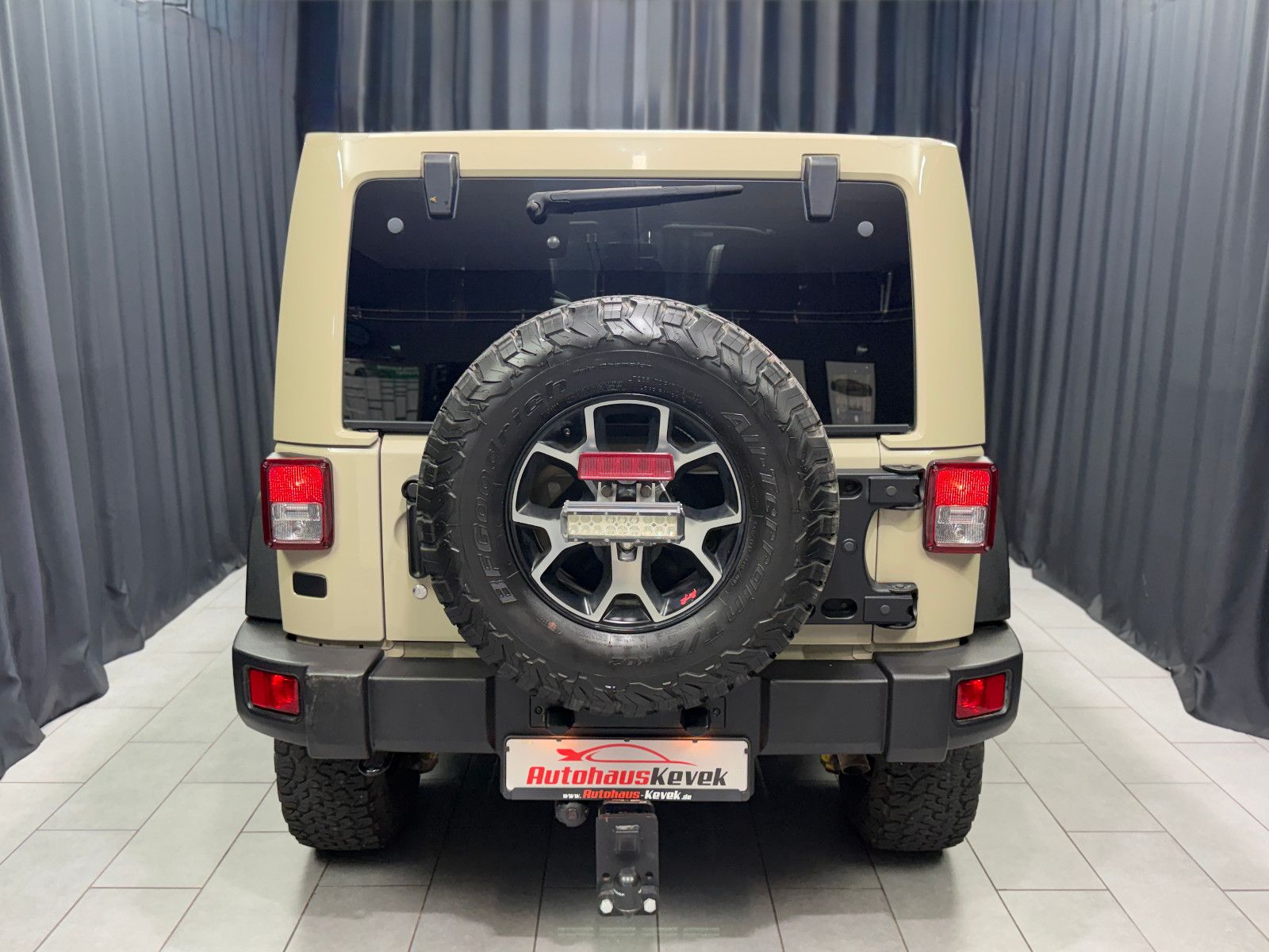 Fahrzeugabbildung Jeep Wrangler Unlimited Rubicon Recon Offroad|Alpine