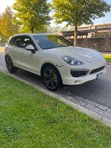 Porsche Cayenne S  - Porsche mit Benzin-Antrieb: Leder