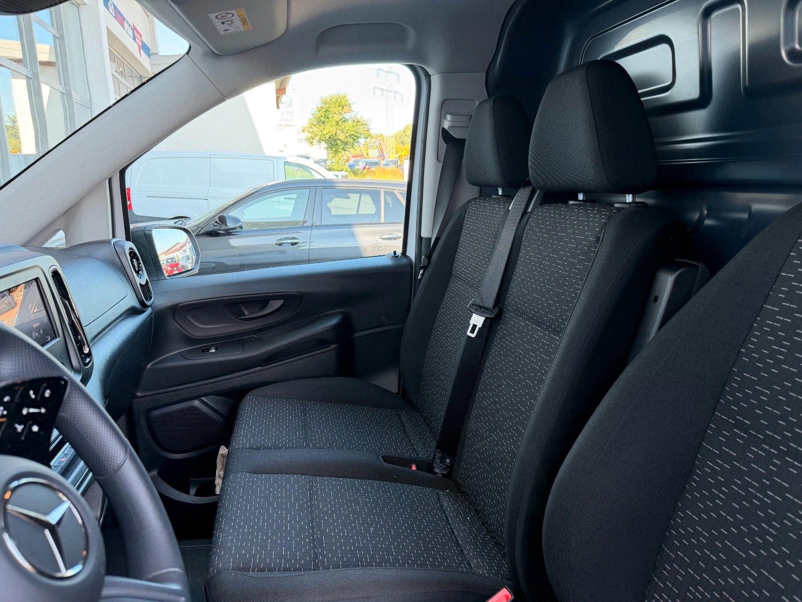 Fahrzeugabbildung Mercedes-Benz Vito 116 CDI 9G Klima Kamera SHZ