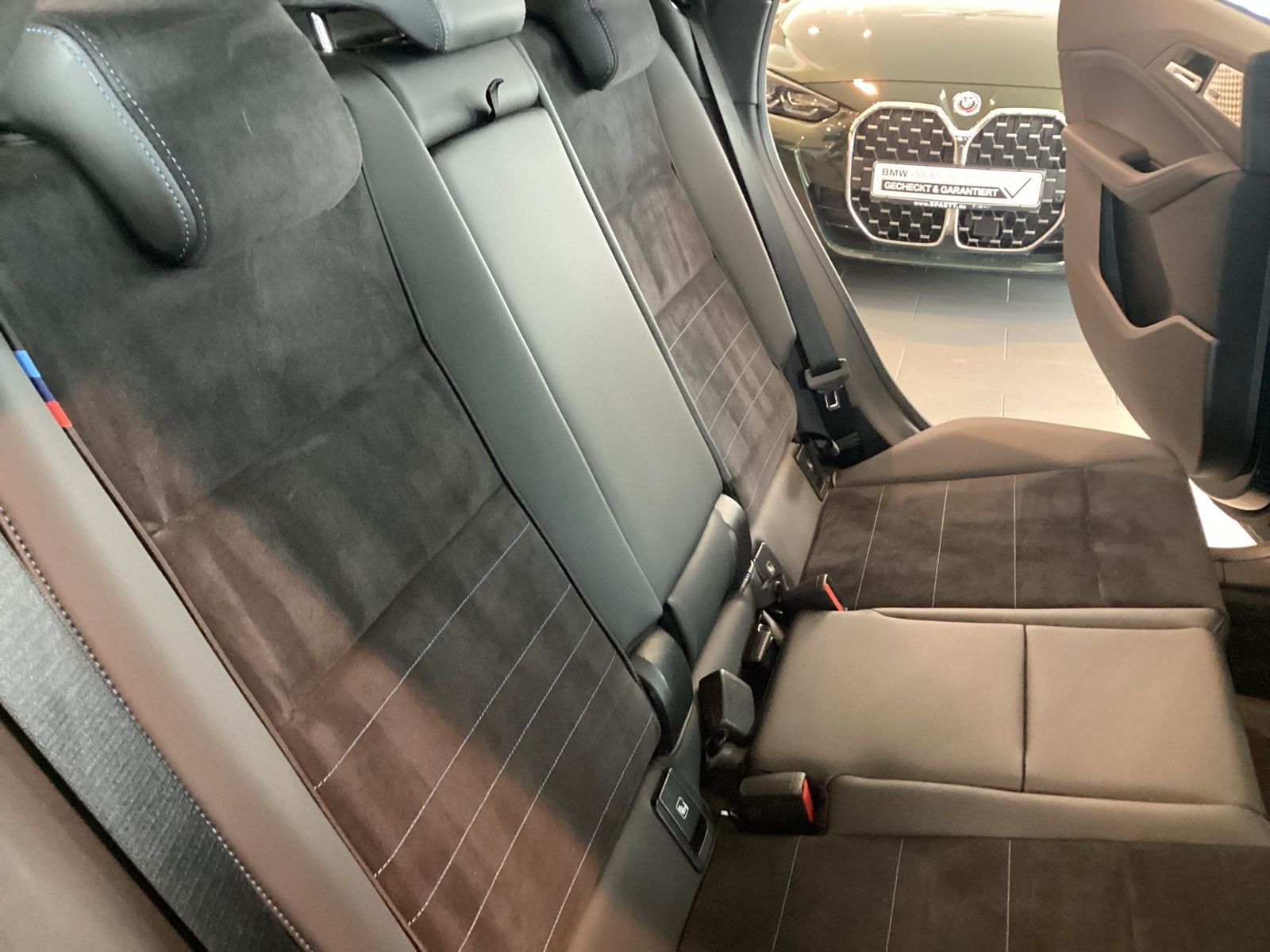 BMW 223 Active Tourer - Bild 11