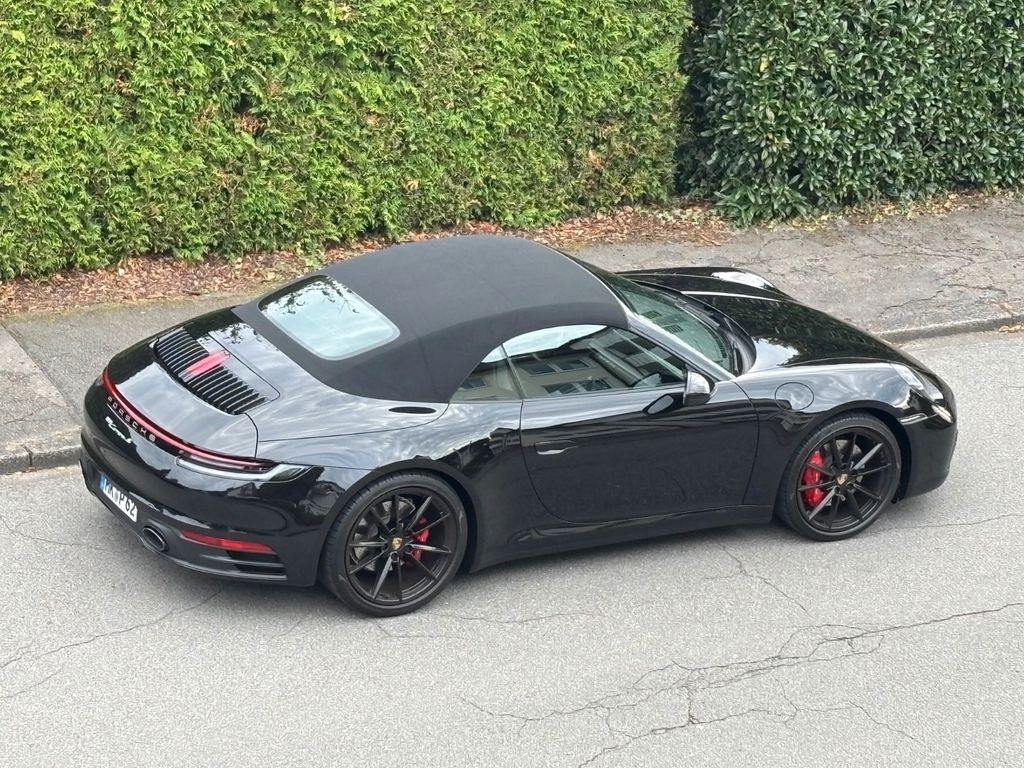 Porsche 992
