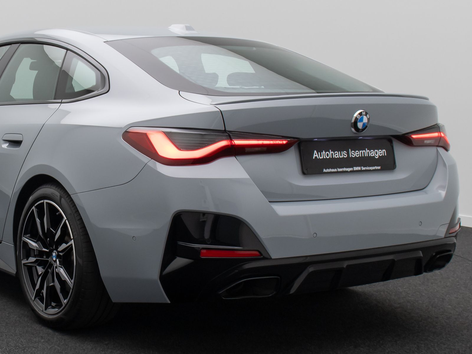 Fahrzeugabbildung BMW M440 i xD Gran Coup&eacute; H/K Kamera HUD DAB 19Zoll