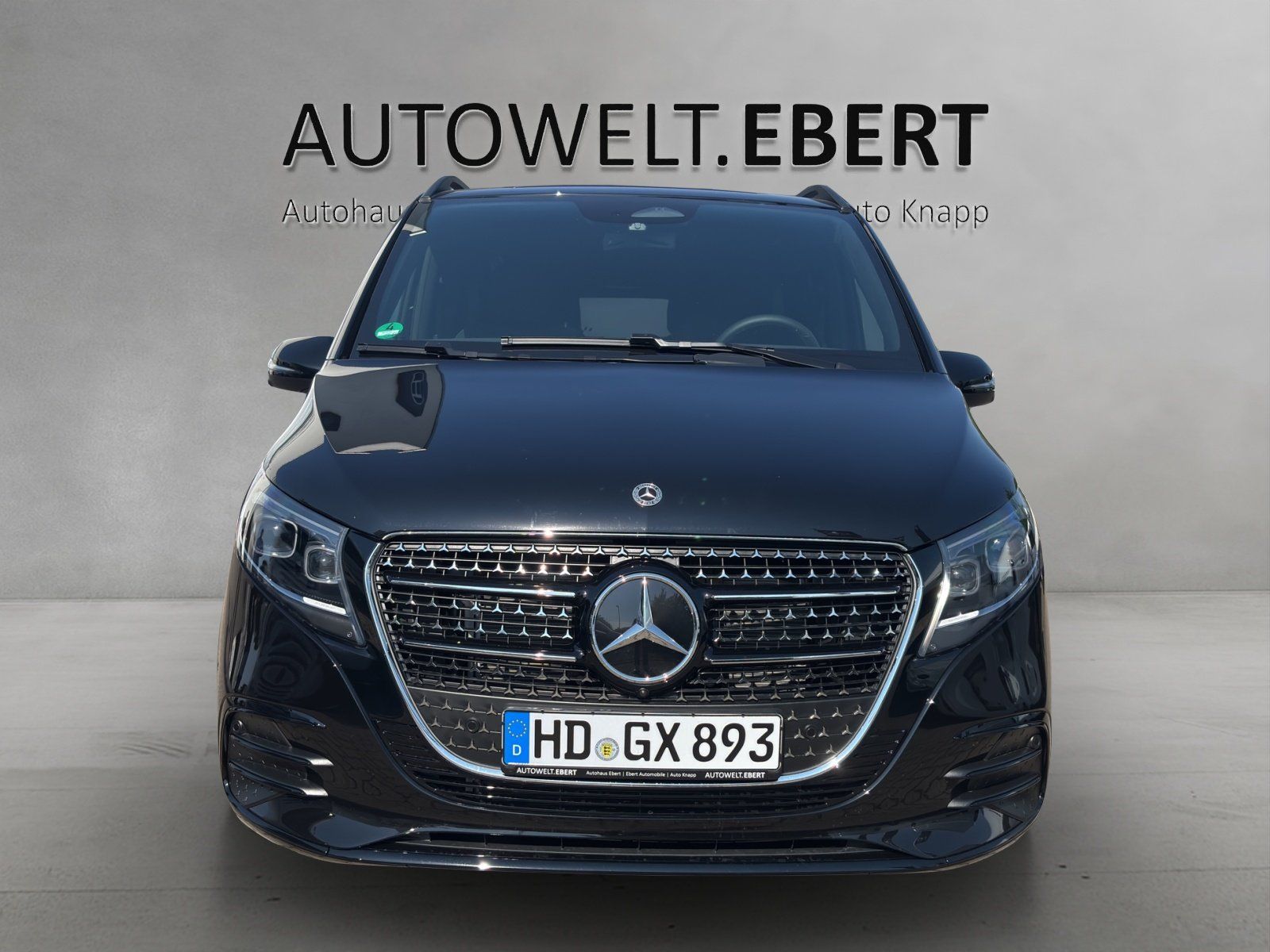Fahrzeugabbildung Mercedes-Benz V 300 d STYLE Lang MBUX WinterPa AMG Line