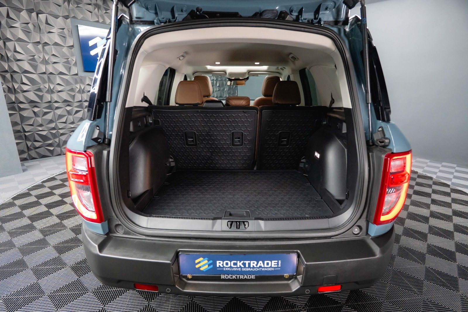 Fahrzeugabbildung Ford Bronco Sport 4x4 Outer Banks *LED*CarPlay*Pano*