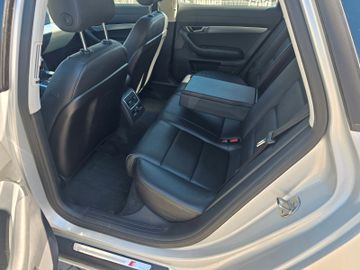 Audi A6 - 4