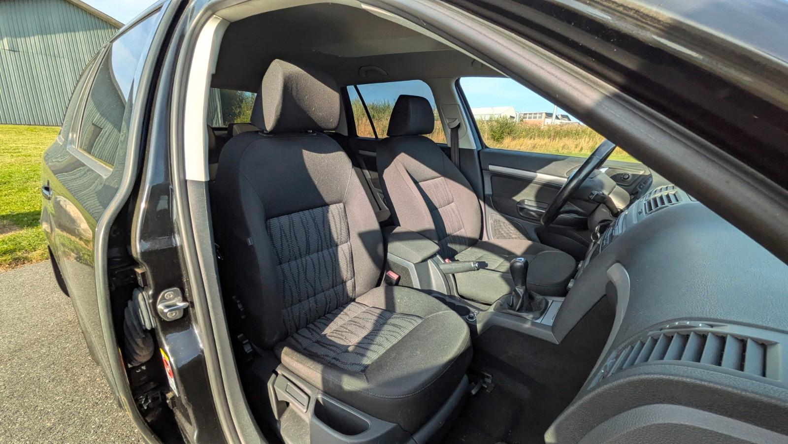 Skoda Octavia 2010 — photo 9