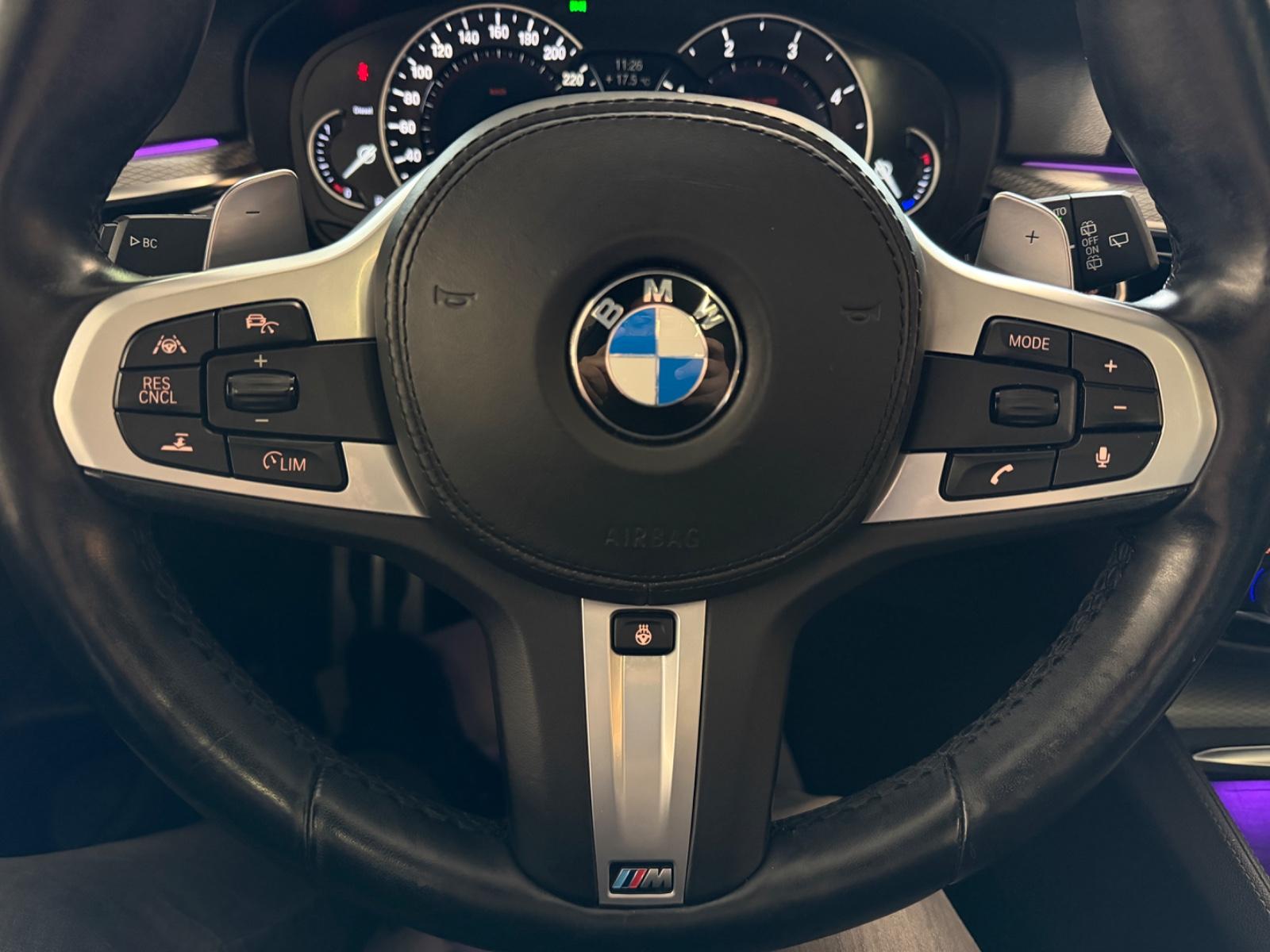 BMW 530d Touring xDrive M Sport Paket Head Up