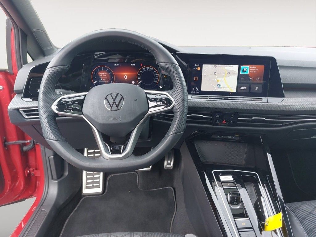Fahrzeugabbildung Volkswagen Golf 1.5 eTSI DSG R-Line Standheizung