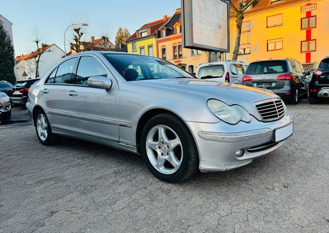 Mercedes-Benz C 200 Kompressor Avantgarde Lim. Automa. PDC AHK