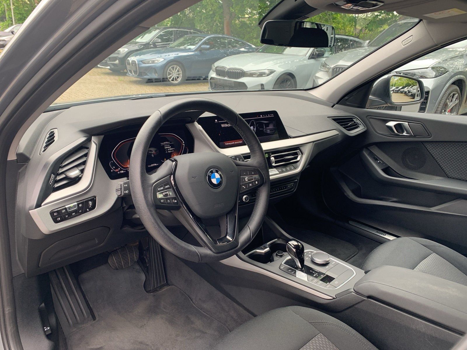 BMW 118i Advantage Aut/LED/Navi/Sitzhzg/PDC foto 8