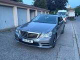 Mercedes-Benz E 350 CDI 4Matic AMG Line  Voll Leder Glasdach - Mercedes-Benz E 350: Cdi 4matic