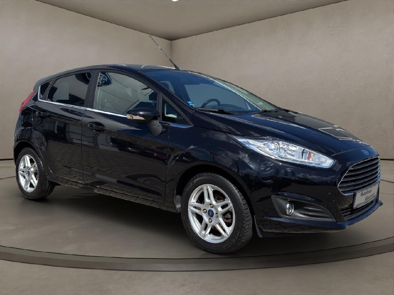 Fahrzeugabbildung Ford Fiesta Titanium