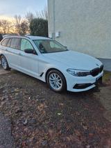 BMW 530i Touring SPORT LINE - BMW 530: Kombi, 530i