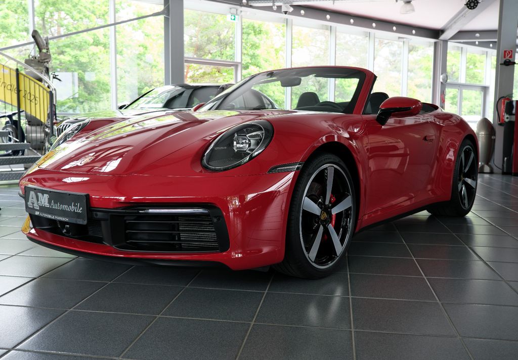 Porsche 992