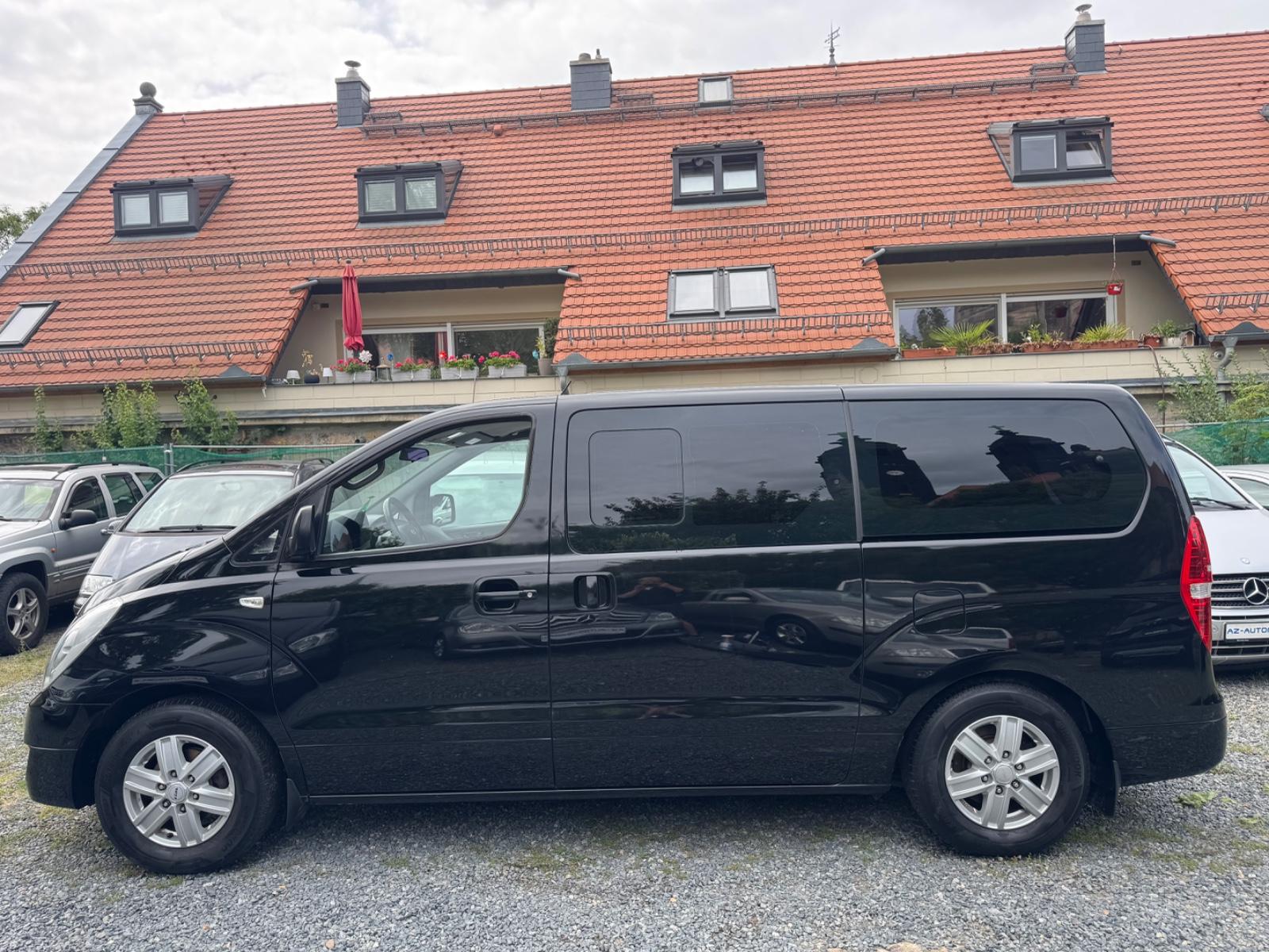 Hyundai H-1 Travel Comfort, Scheckheft, 8 Sitzplätze