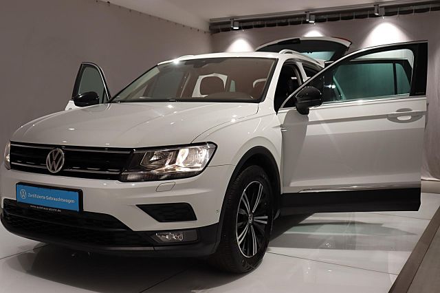 Tiguan IQ.DRIVE 1.5 TSI NAVI KAMERA Digital Cock