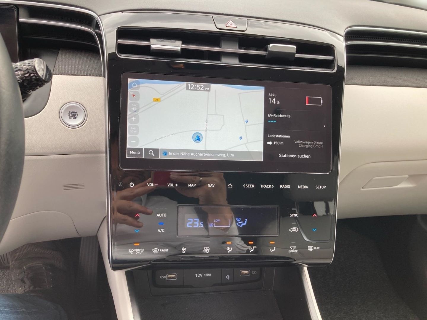 Fahrzeugabbildung Hyundai Tucson Prime Plug-In Hybrid 4WD Navi Leder Digit