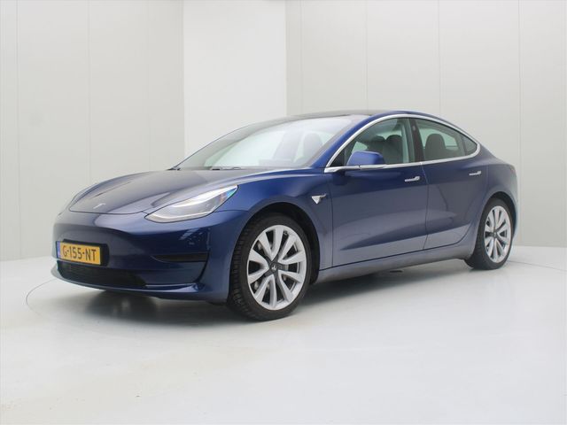 Tesla Model 3 Standard RWD Plus [ AUTOPILOT+19" LMV+60