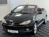 Peugeot 206 CC Cabrio 1.6 Platinum Klima Leder Sitzheiz. - Peugeot 206 mit Benzin-Antrieb: Cabrio, Klimaautomatik