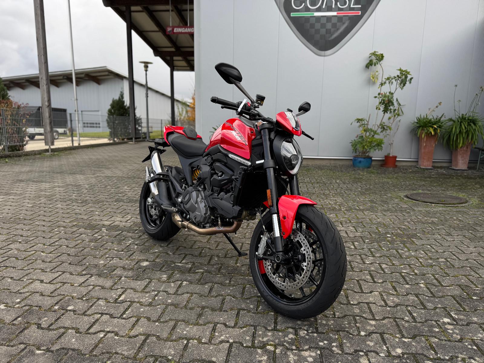 Ducati Monster Plus in Ducati Red - TAGESZULASSUNG!