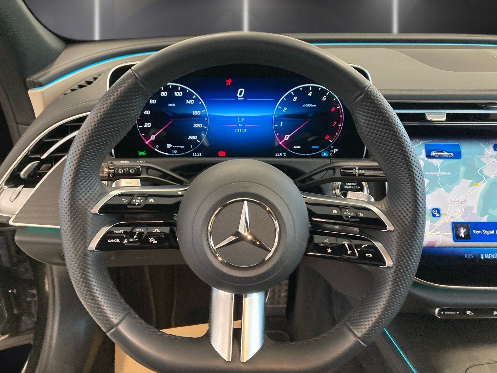 Fahrzeugabbildung Mercedes-Benz E 450 T 4M AMG*AHK*Burme*20"*Night*Digital*Distr