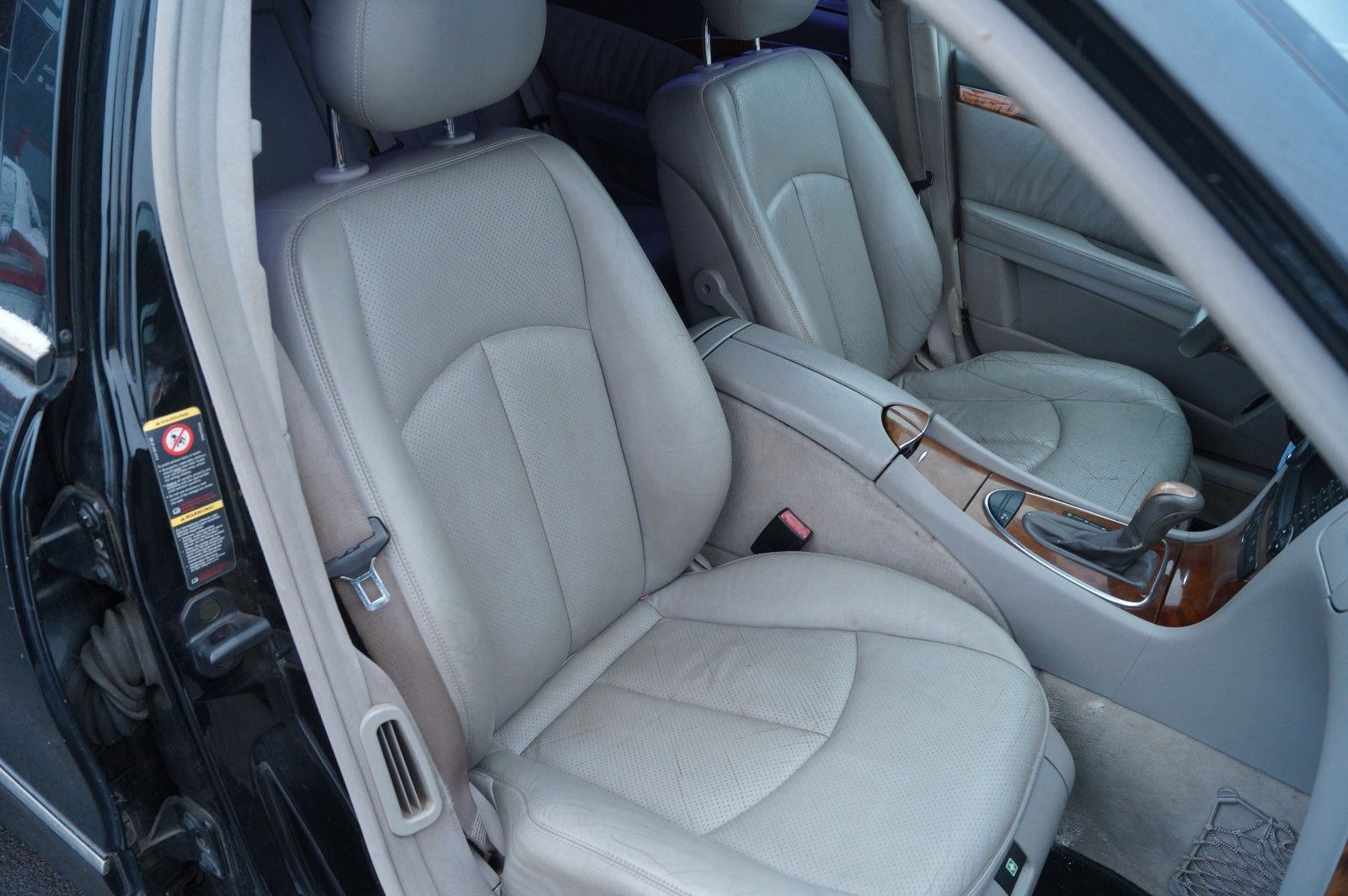 Fahrzeugabbildung Mercedes-Benz E 320 CDI T AVANTGARDE