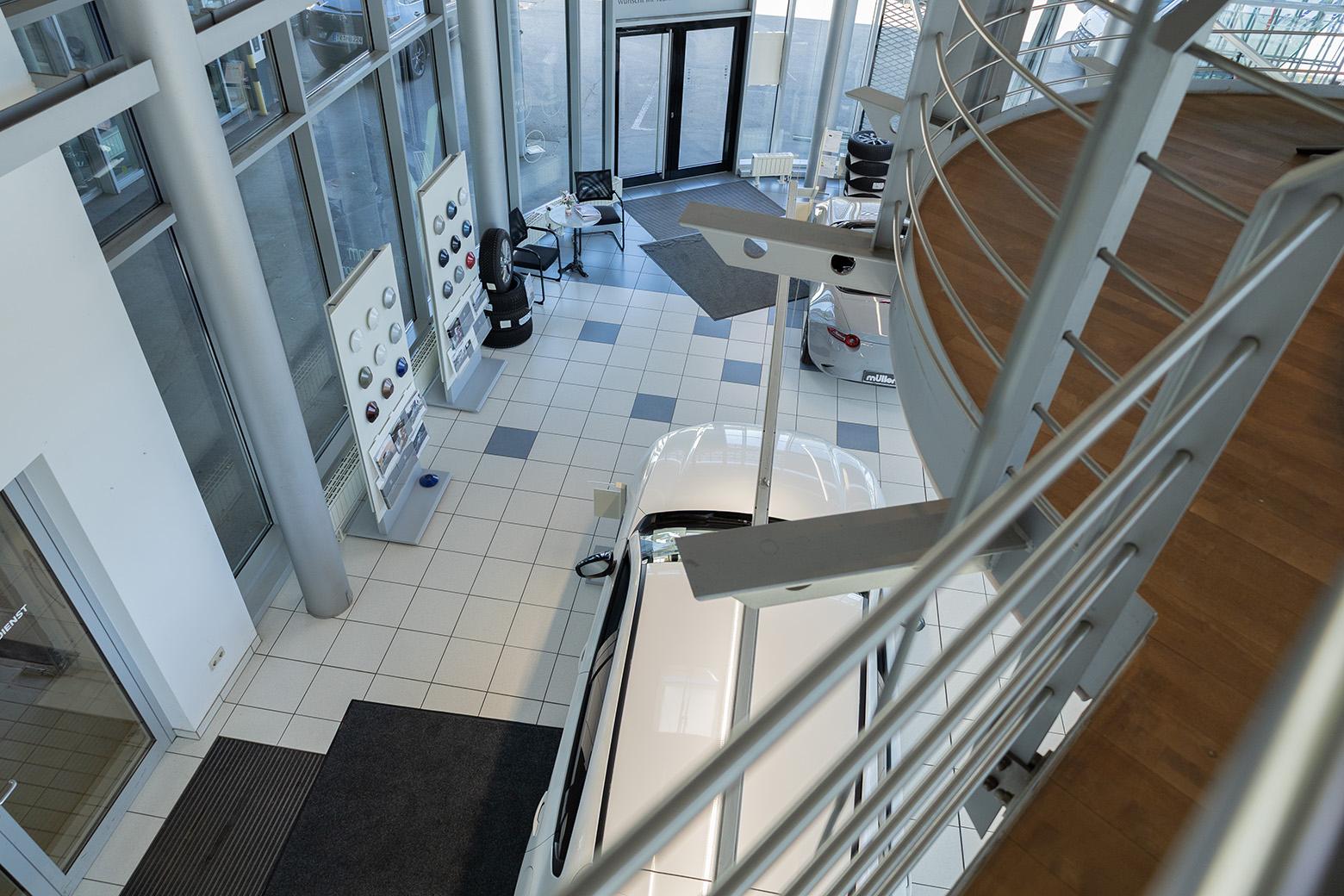 showroom-image-main