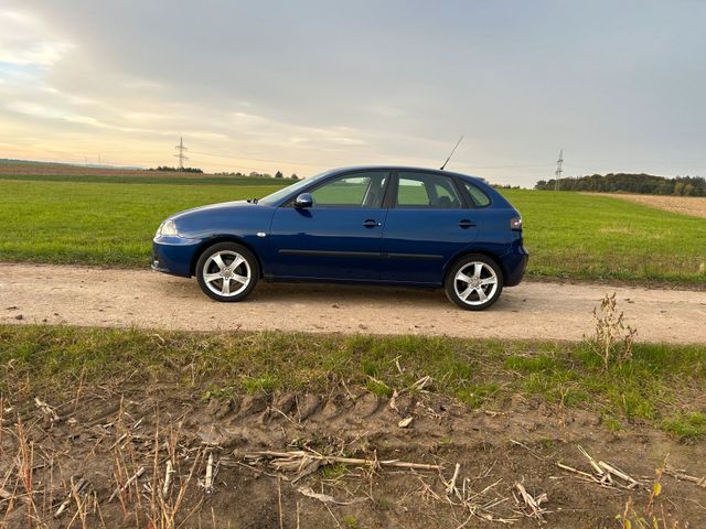 Seat Ibiza 1.4 16v mit TÜV 10/26 neuer Kup...