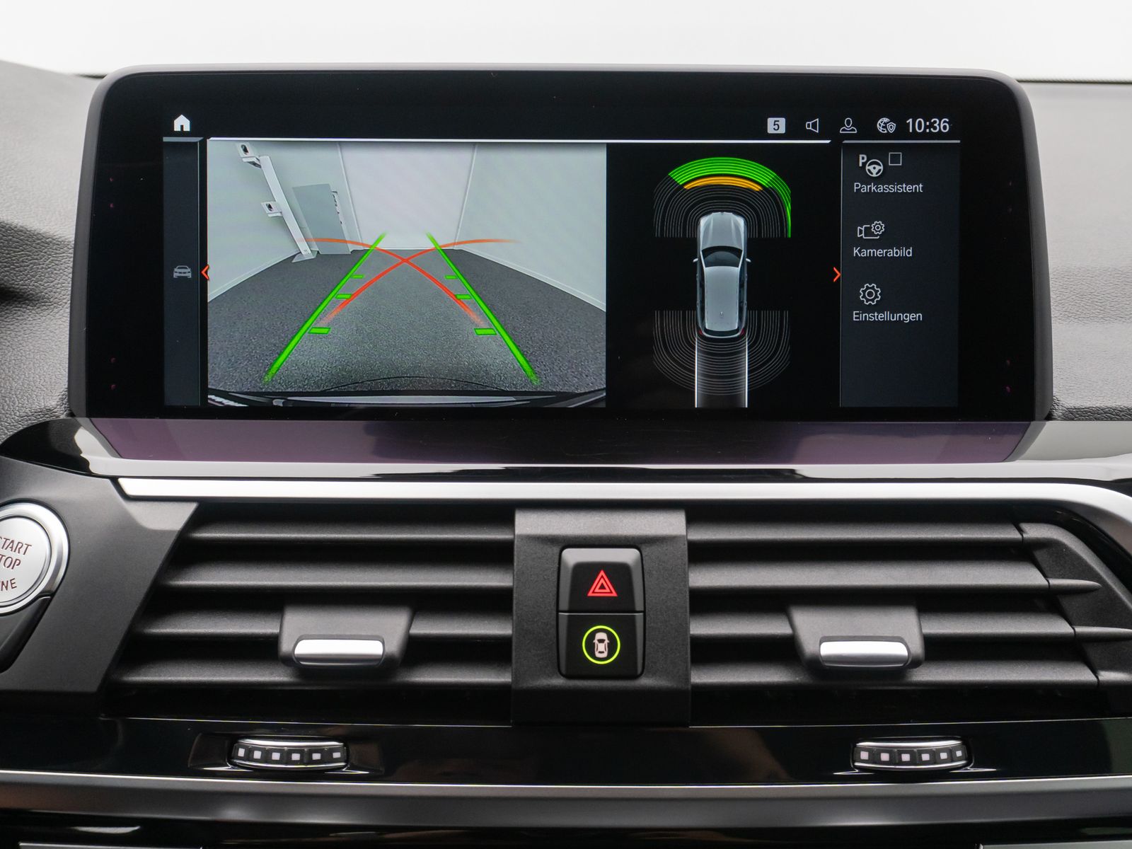 Fahrzeugabbildung BMW X3 xD30d Kamera HUD HiFi DisplKey Komfort 20Zoll