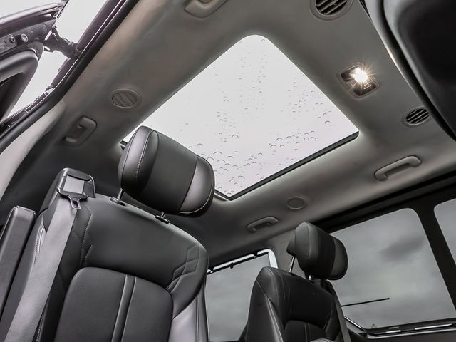 Hyundai Staria 2.2 Signature 4WD Leder Autobahnassistent