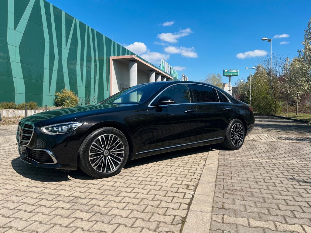 MERCEDES-BENZ S-Class 2024