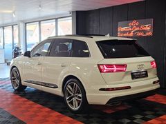 Fahrzeugabbildung Audi Q7 3.0 TDI quattro *S-LINE* (PANO/360°/LED/HUD/
